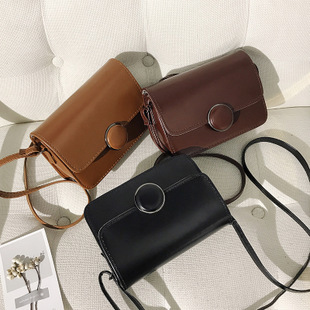 复古风潮再起 2018新款圆扣小方包，引领女士单肩斜挎时尚