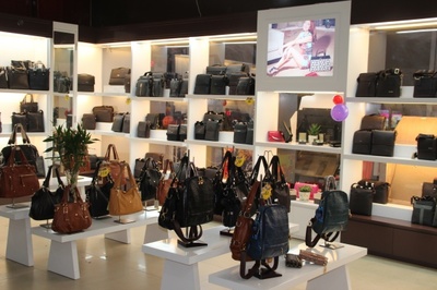 溧水和成服饰销售部 鞋帽零售领域的专业与创新